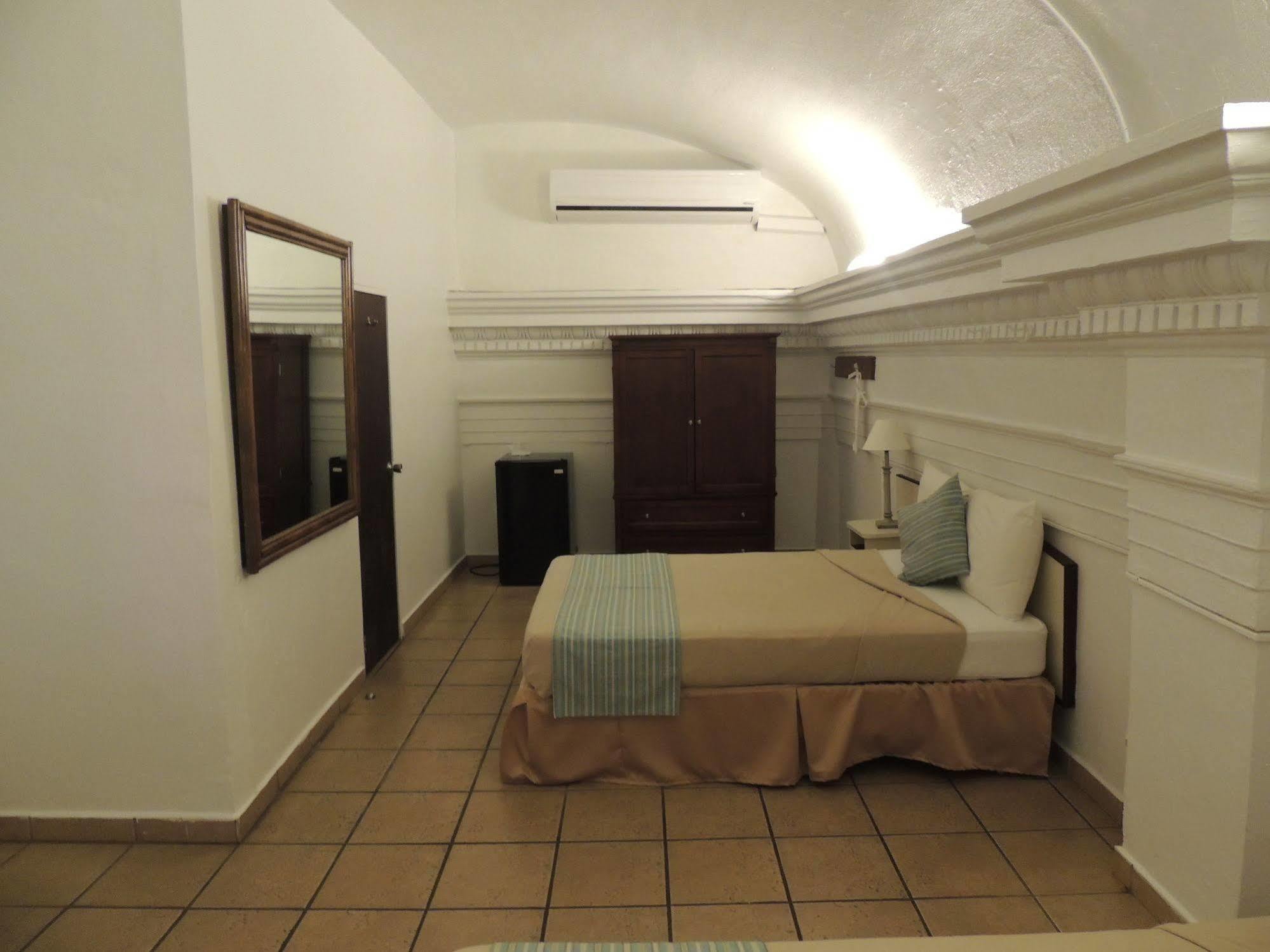 Hotel Colonial Mayaguez Exterior foto